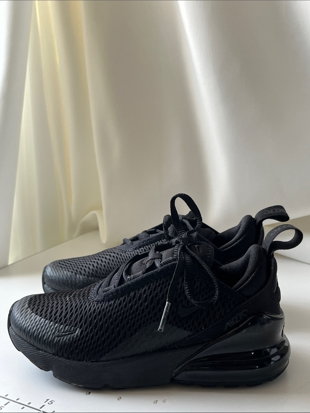 Nike Air Max Kids Black Mesh Air Cushion Sneakers - Picture 12 of 17